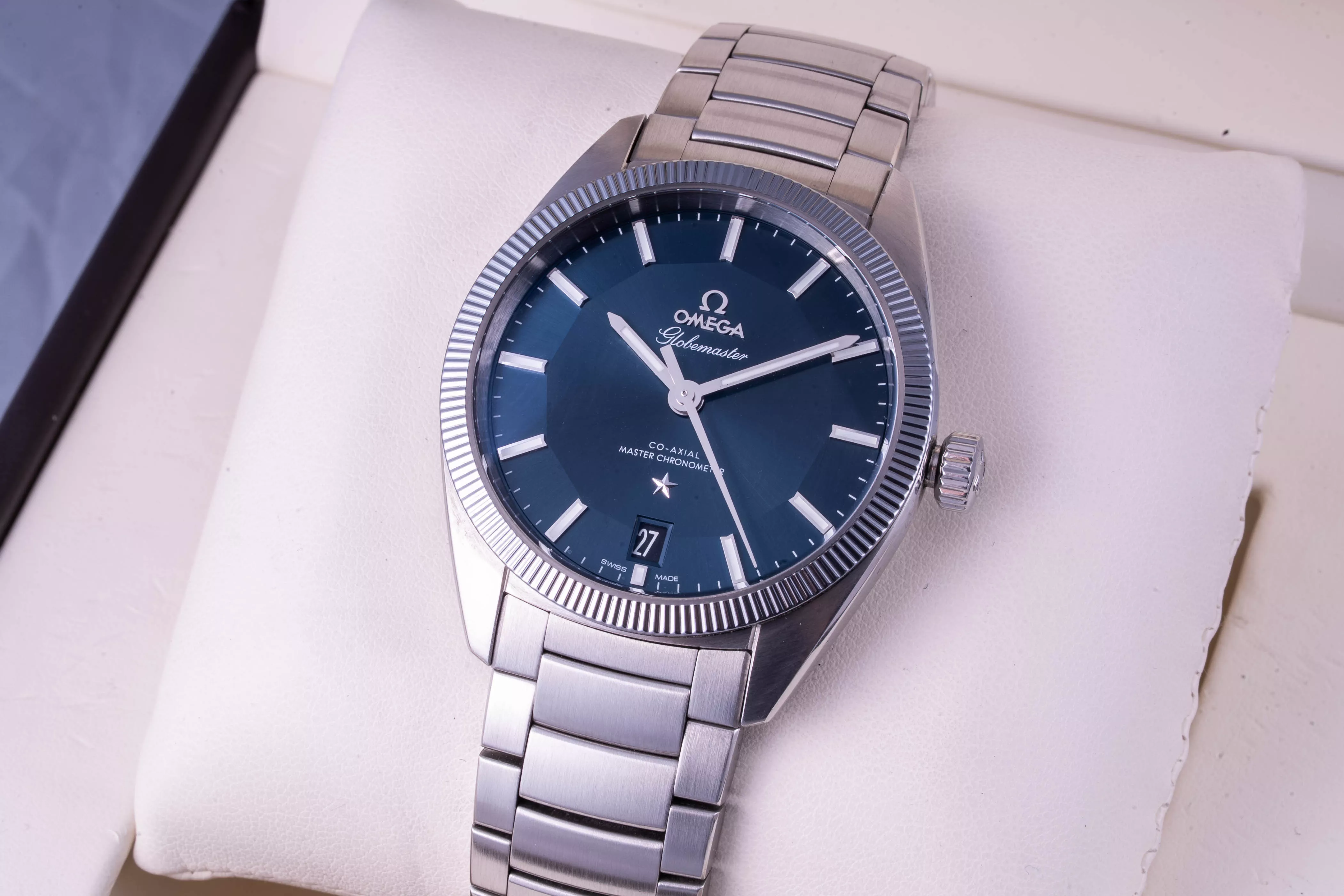 Omega Globemaster 