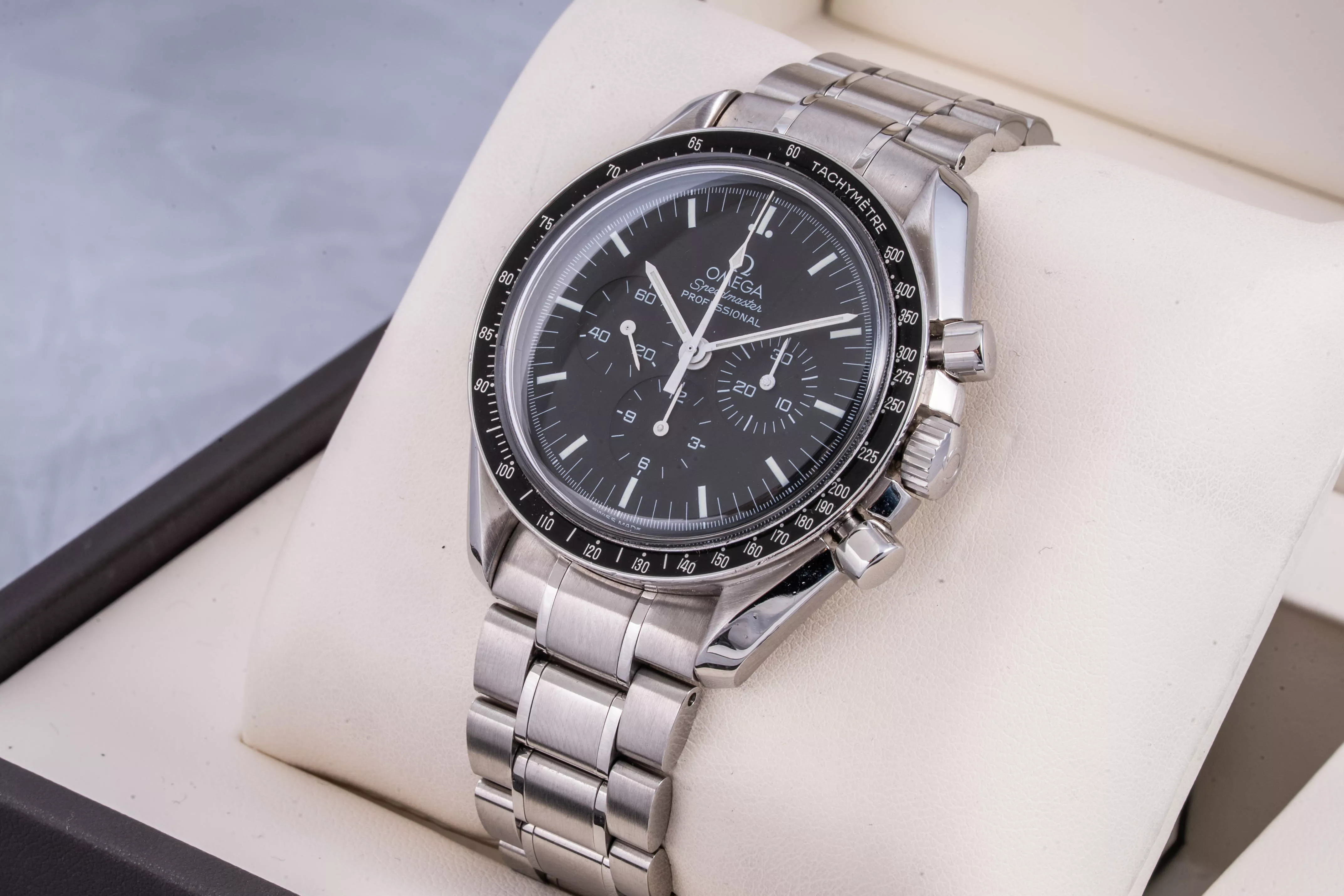 Omega Speedmaster 