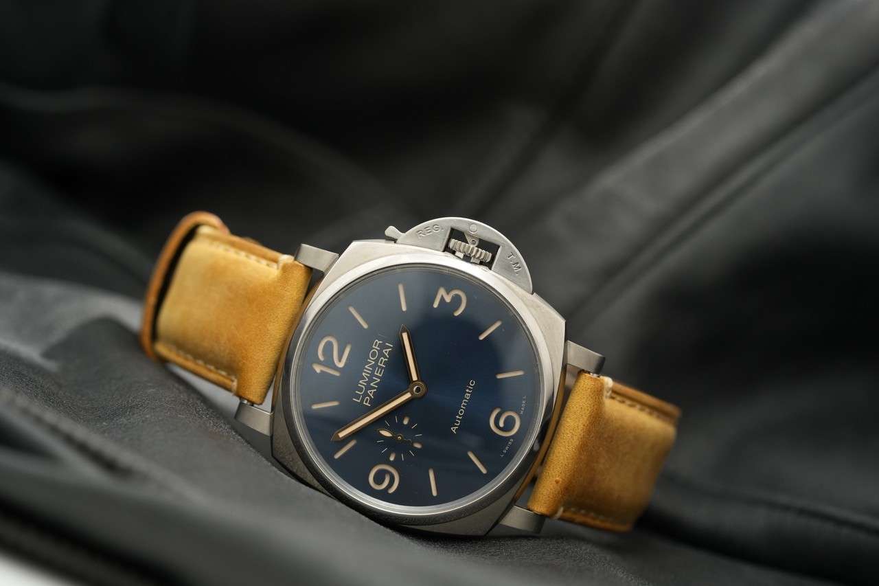 Panerai Luminor 45mm Titán mik...