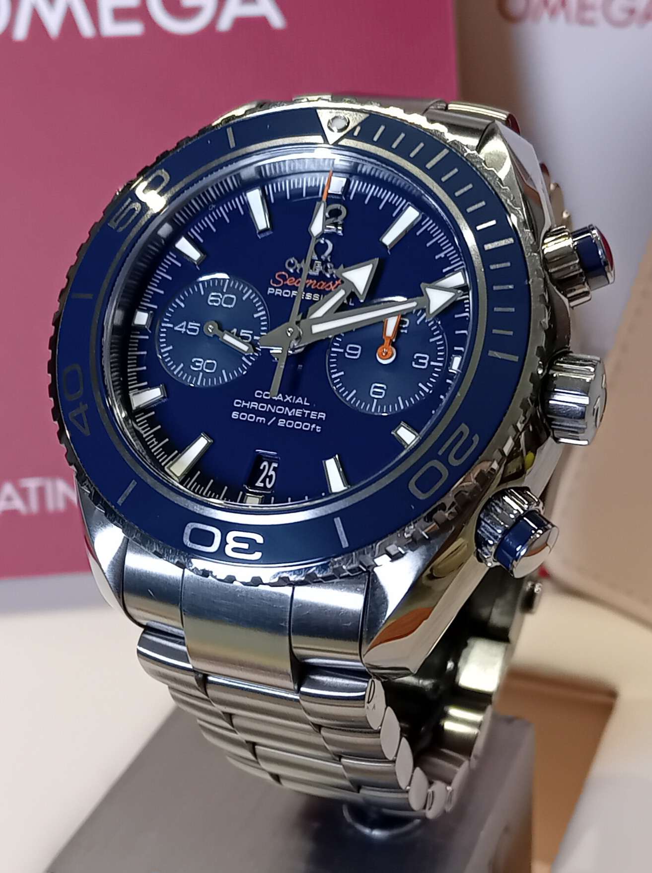 Omega Seamaster Planet Ocean...