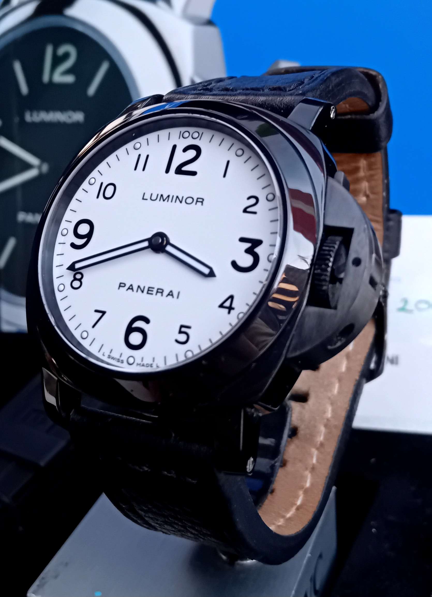 Panerai Luminor Base 00114 DLC